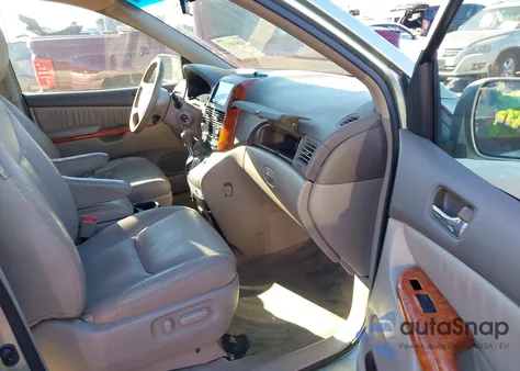 2009 Toyota Sienna Xle z USA, uszkodzony, nr VIN 5TDZK22CX9S229610